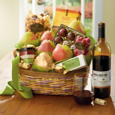 <span style=color:#bb0011>NEW</span> Crater Lake Gift Basket Classic with Wine