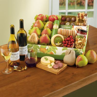 Founders' Favorites Gift Box with Wine