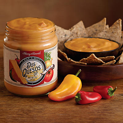Rich and smooth, Dos Quesos dip is a mouthwatering delight carefully crafted with jalapeños, red bell peppers, green chilies, tomatoes, onions, chipotle, garlic, and a blend of cheddar and Swiss 
