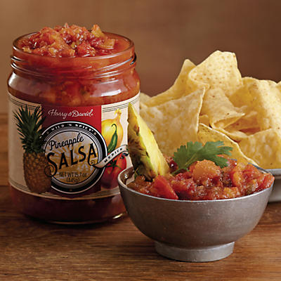 This exquisite taste of the tropics blends sweet, tart pineapple with vine-ripened tomatoes and just enough jalapeño pieces to give it the characteristic warmth one expects from an excellent pine