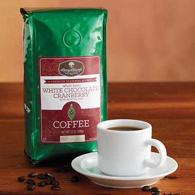 For a flavored coffee that isn't just sweet, try this blend of contrasting but strikingly complementary flavors. Notes of tart cranberry mingle with the flavor of dreamy white chocolate coffee, transf