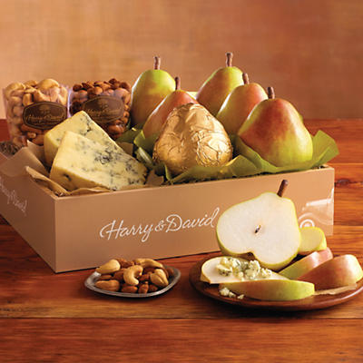 The sweet taste of our famous Royal Riviera Pears is the perfect complement for the strong flavor of Stilton cheese. Only five dairies are certified to craft this rich, crumbly blue, which is one of E