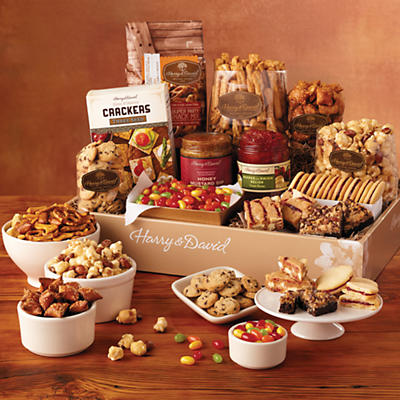 Filled to the brim with incredibly edible sweet and savory snacks, this Grand Sweet and Salty Gift Box makes the perfect gift for friends and family. Complete with an impressive assortment of our most