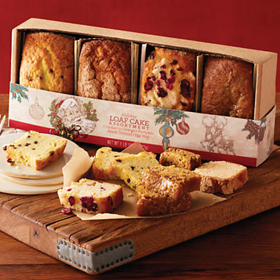 Serve up these Holiday Loaf Cakes at your next holiday brunch. Crafted in our own bakery, these delicious cakes are infused with the finest flavors of fall. Choose from eggnog, apple streusel, pumpkin
