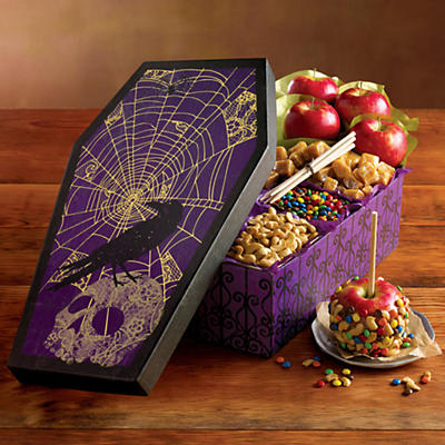 There's nothing better than making caramel apples with your family. Except maybe enjoying them. Our Halloween Caramel Apple Kit features premium, best-of-the-season apples from the Pacific Northwest, 