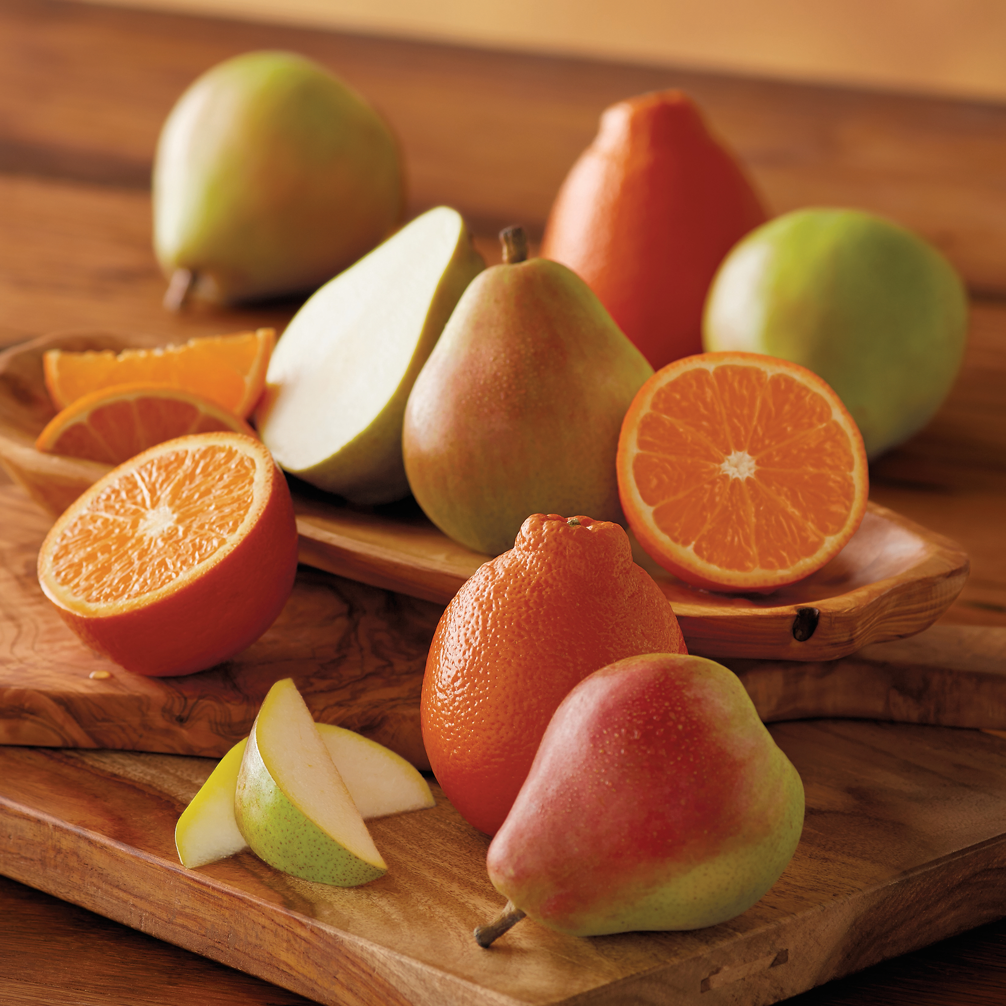 HoneyBells and Royal Riviera® Pears Cushman’s® HoneyBells Harry & David