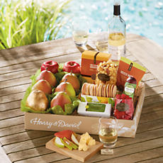<span style=color:#bb0011>NEW</span> Bear Creek® Gift Box with Wine