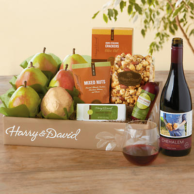 Harry's Gift Box with Pinot Noir Wine