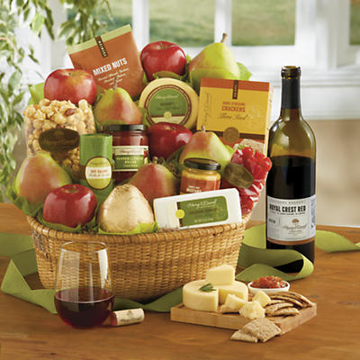 Roxy Ann Gift Basket Deluxe with Wine