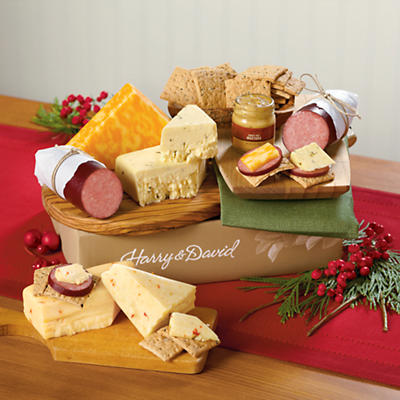 Sausage, Cheese and Crackers Gift Box Classic Sausage, Cheese and Crackers Gift Box Classic