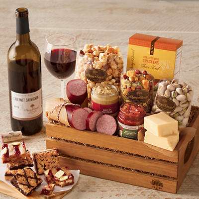 Summer Snack Crate with Wine Summer Snack Crate with Wine